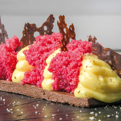 Rivisitazione della zuppa inglese, uno dei dolci-non-dolci proposti in autunno e inverno - Piatti: Zuppa inglese
