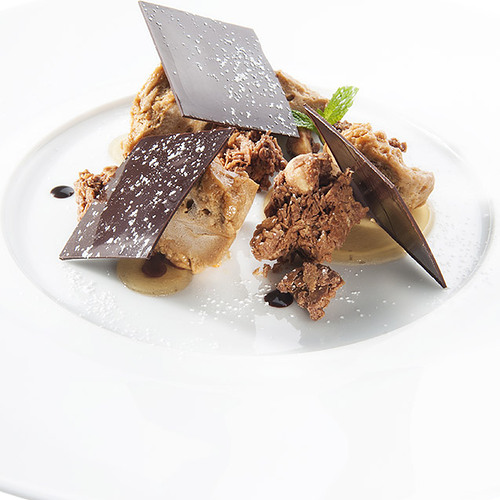  - Piatti: Cioccolato salato, nocciola e cognac
