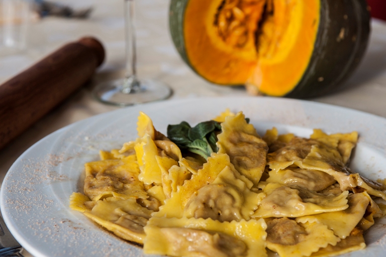 Tutto il buono della Lombardia in tavola Tutto il buono della Lombardia in tavola