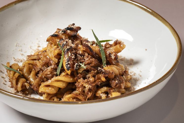 Ricetta: Fusilloni alla brace e ragù di pecora di Nicola Lamacchia